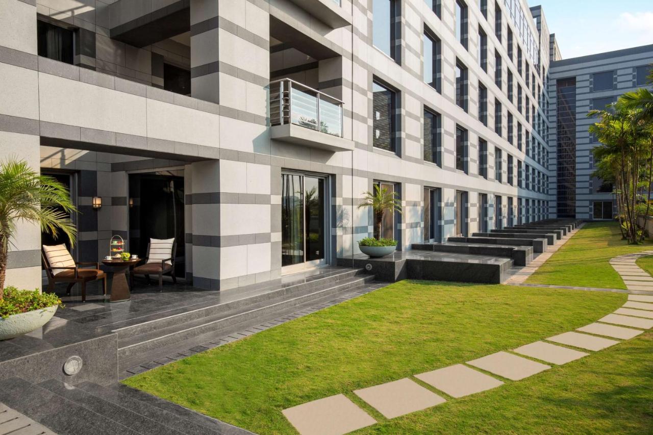 Grand Hyatt Mumbai Hotel And Residences Εξωτερικό φωτογραφία The Park, Hyderabad