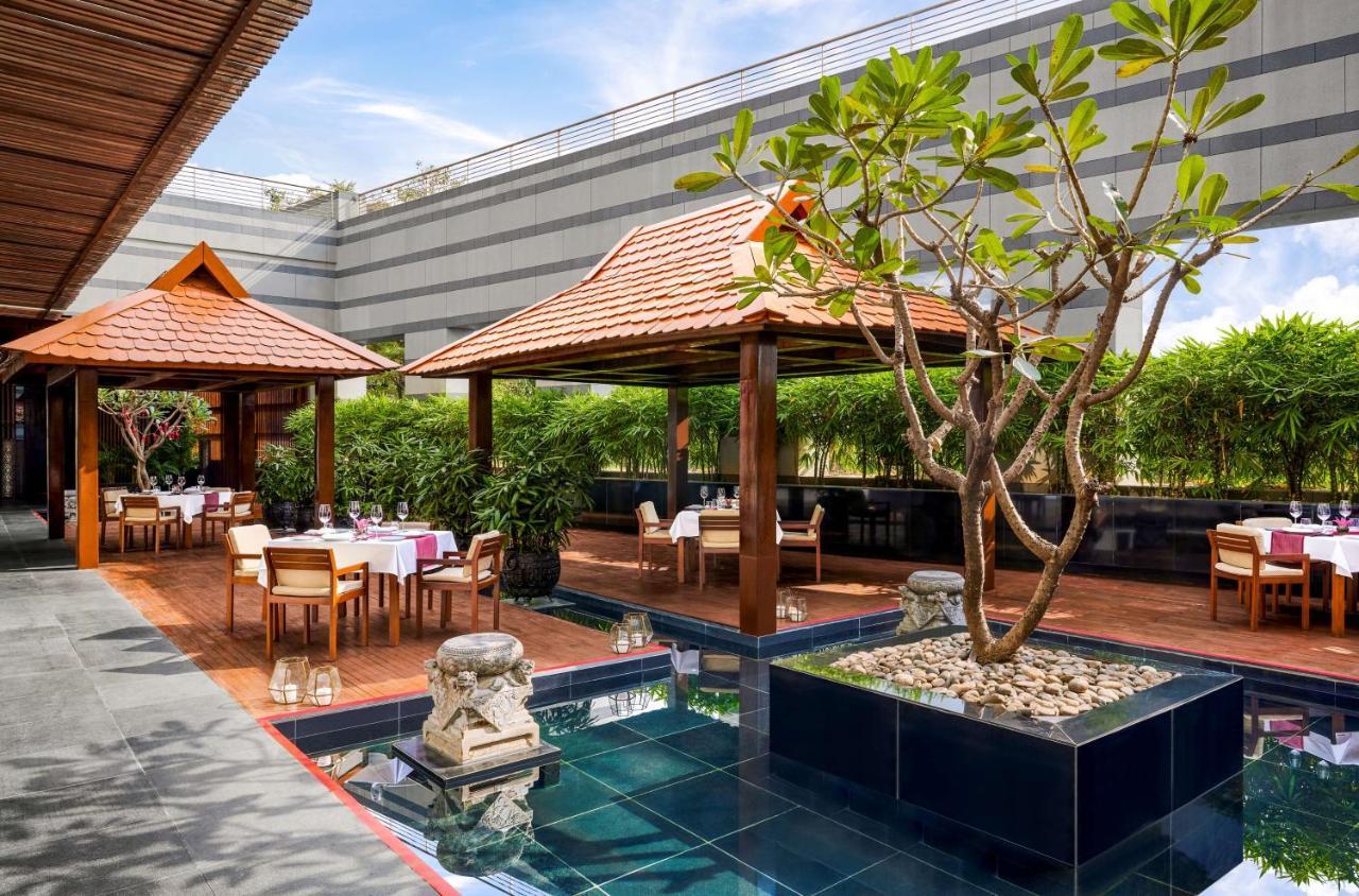 Grand Hyatt Mumbai Hotel And Residences Εξωτερικό φωτογραφία The Royal Thai Cuisine Restaurant
