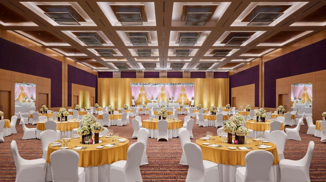 Grand Hyatt Mumbai Hotel And Residences Εξωτερικό φωτογραφία The Royal Ballroom