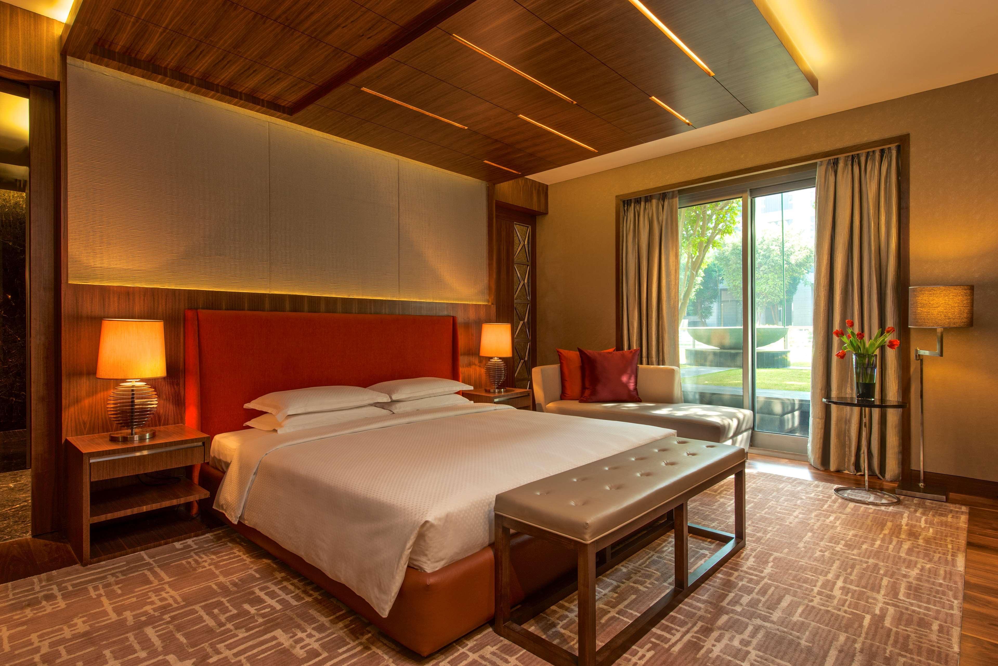 Grand Hyatt Mumbai Hotel And Residences Εξωτερικό φωτογραφία Deluxe Room